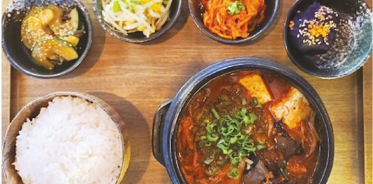 Curry duck near me 2025