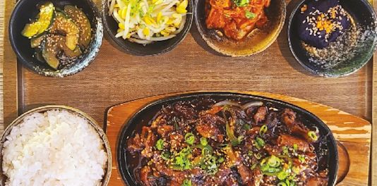Pork ribs restaurants near me outlet