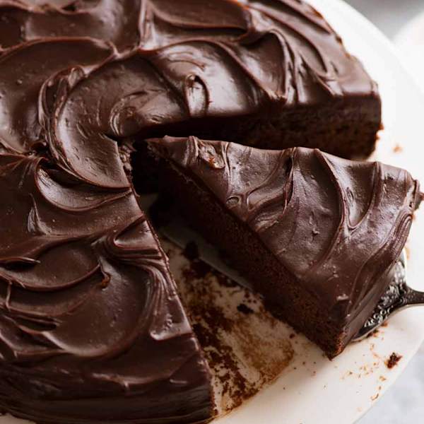 Chocolate Fudge Cake – Whole (8")