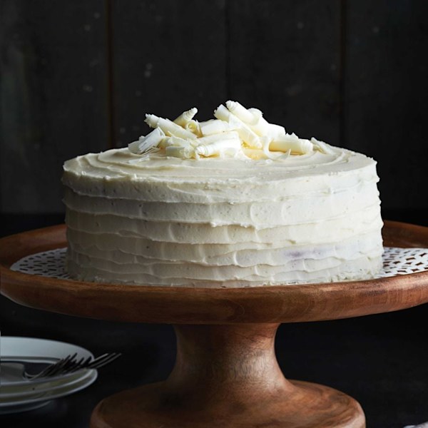 Classic Vanilla Cake – Whole (8")