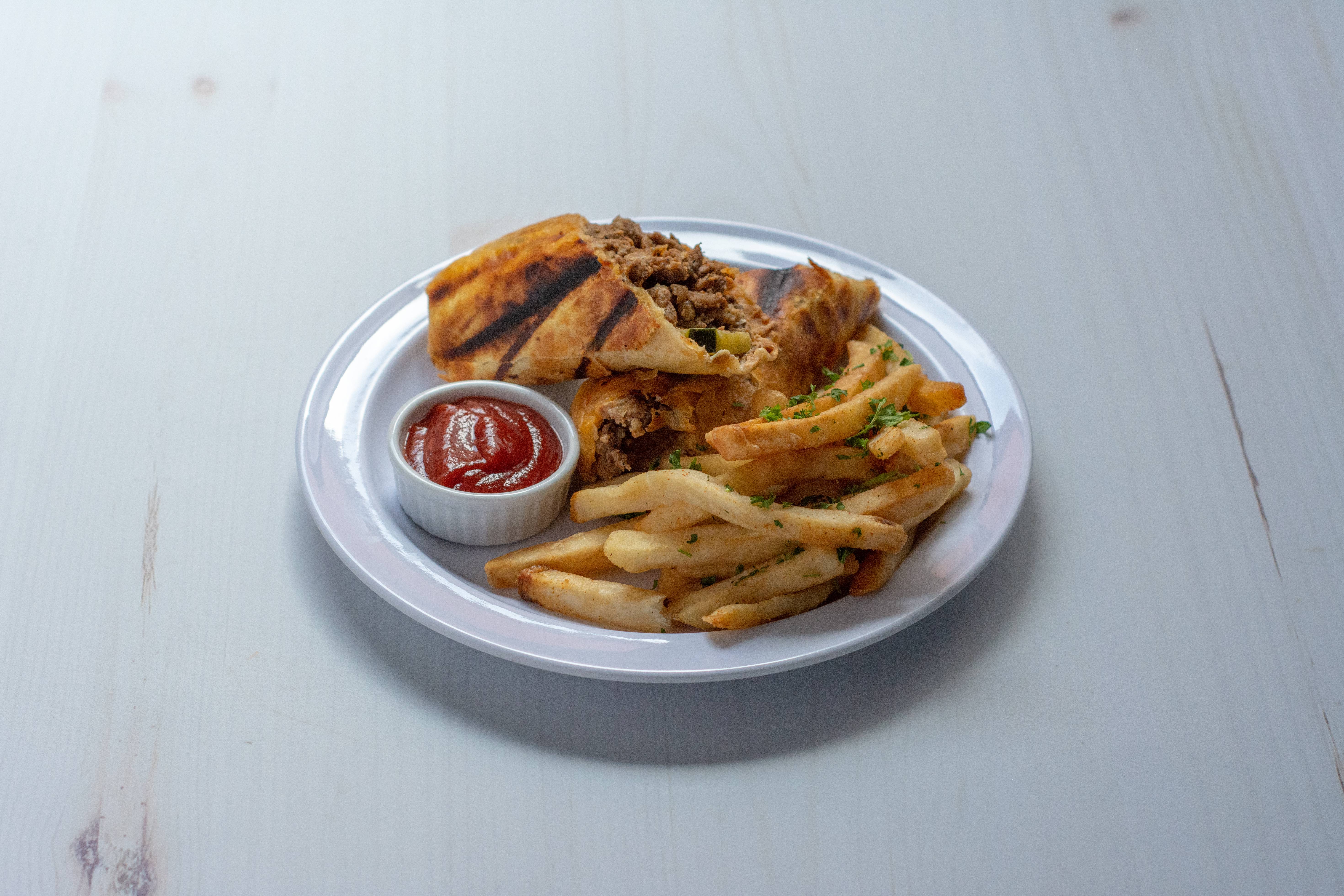 Order Beef Shawarma food online from Al Layali Restaurant & Cafe store, West Hollywood on bringmethat.com