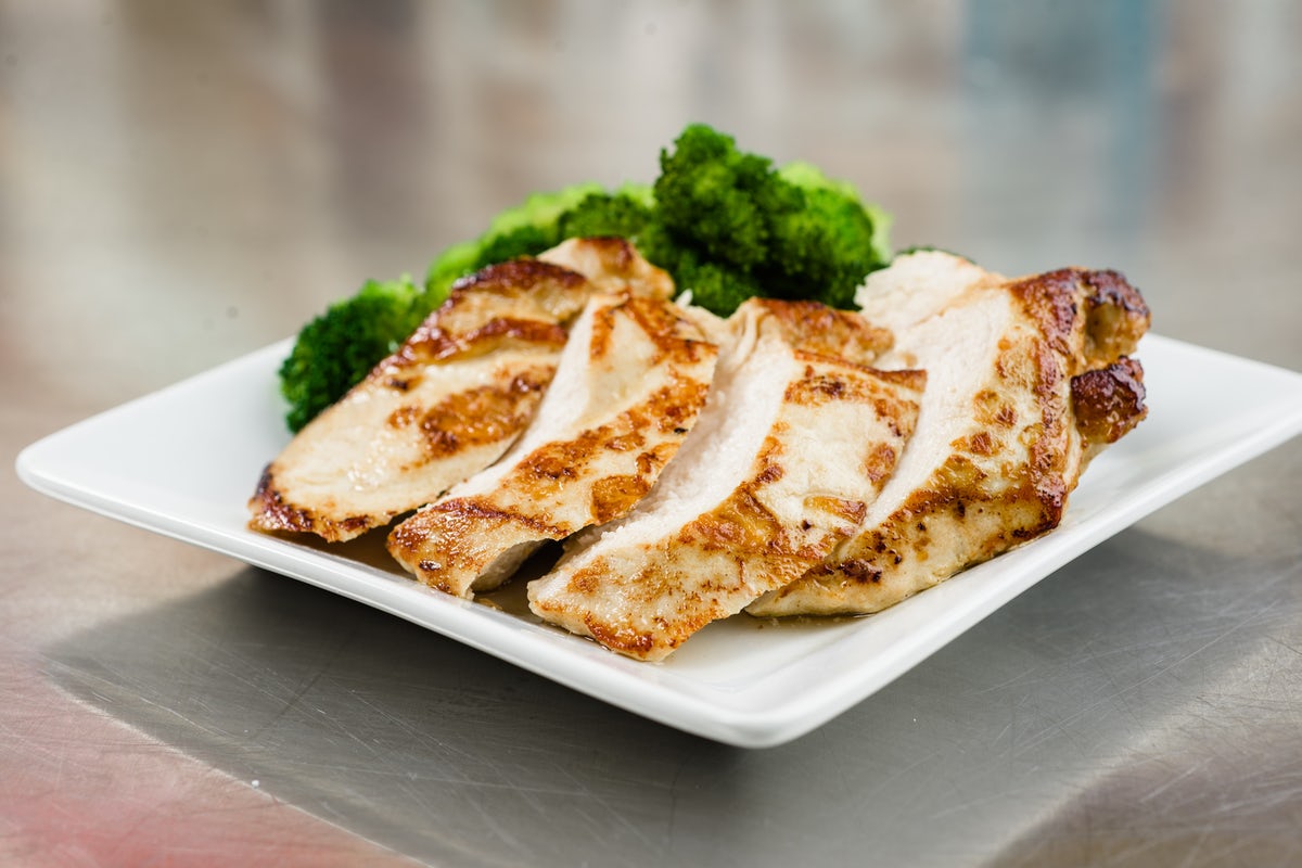 Order Grilled Chicken food online from Ruby Tuesday store, Thomasville on bringmethat.com