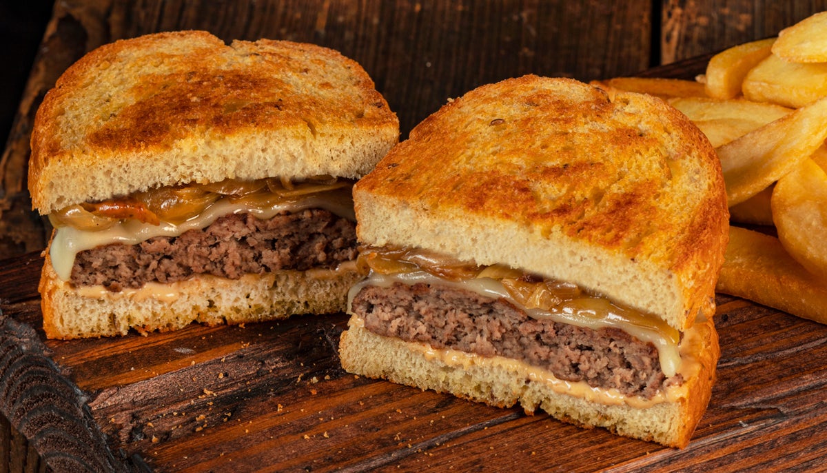Order BEAR'S PATTY MELT food online from Bear's Big Burgers and Wings store, Jupiter on bringmethat.com