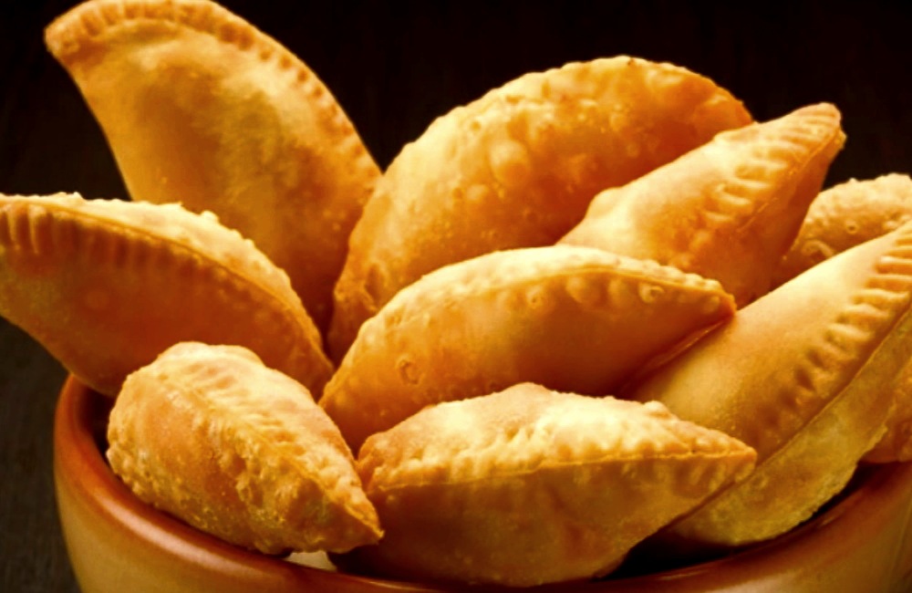 Order Combo de Empanadas food online from Manjares Del Caribe store, Randolph on bringmethat.com