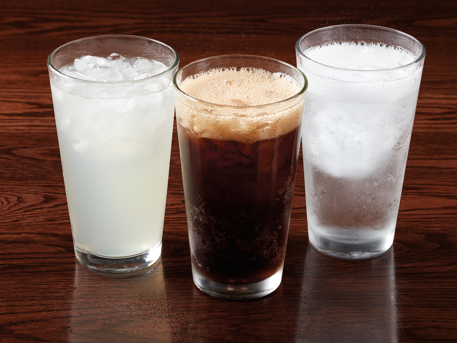 Order Fountain Soda food online from Hy-Vee Mealtime store, Sioux City on bringmethat.com