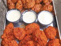 Detroit Wing Company Delivery 2928 W Maple Rd Troy Order Online With Grubhub