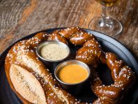 Stone Brewing World Bistro Gardens Liberty Station Delivery 2816 Historic Decatur Rd San Diego Order Online With Grubhub