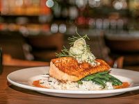 Burtons Grill Bar Of Riverdale Delivery 4440 Van Buren Street University Park Order Online With Grubhub