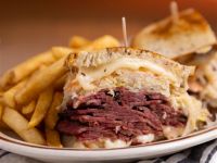 Art S Delicatessen Restaurant Delivery 12224 Ventura Blvd