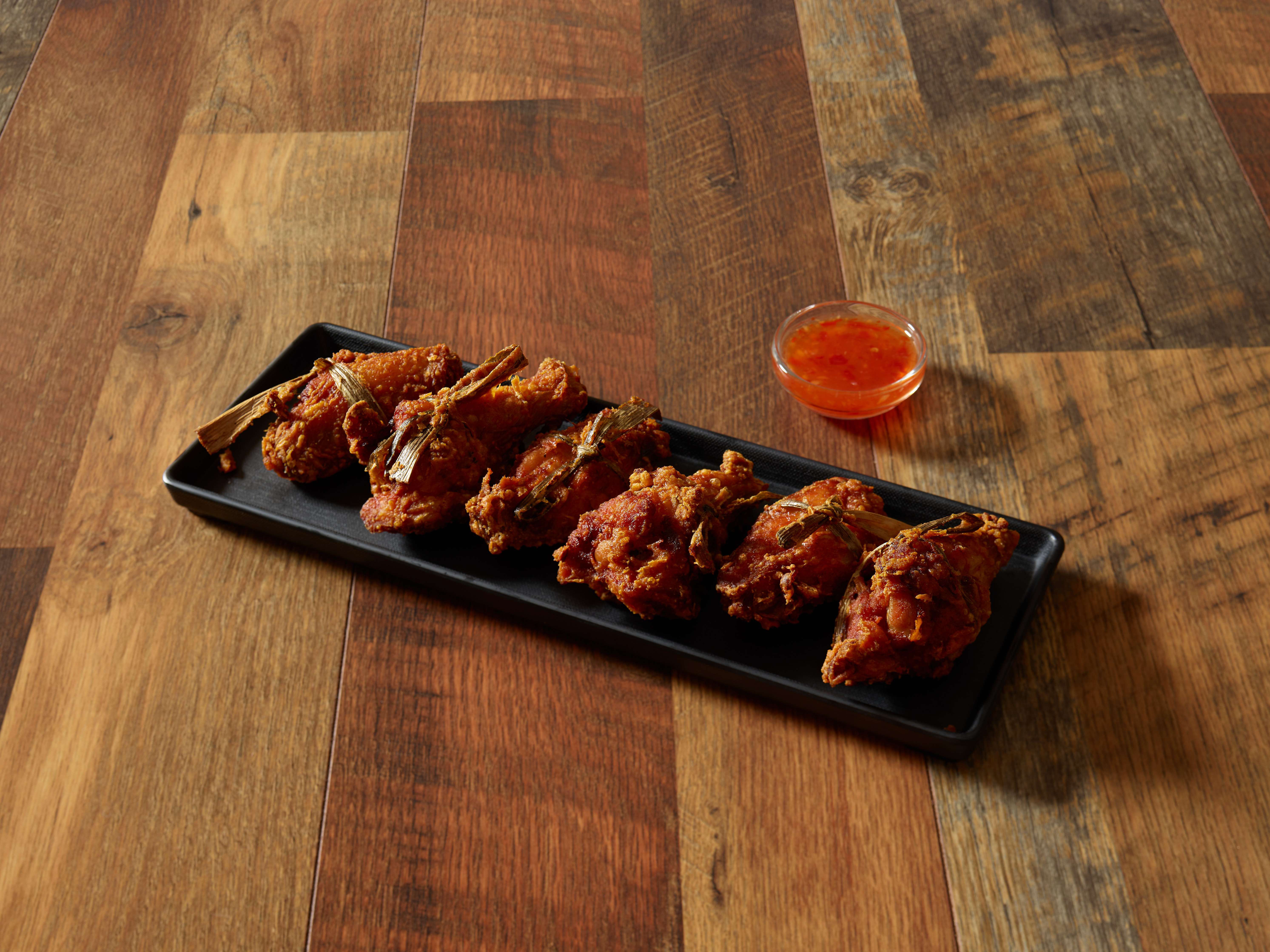 Order Crispy Chicken Wings food online from Coco Garden store, Rochester on bringmethat.com