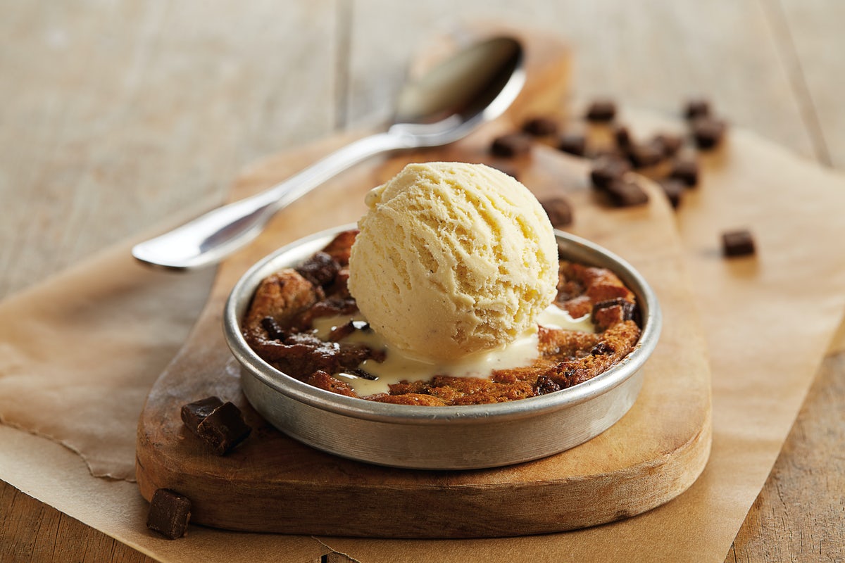 Order Kids' Mini Pizookie® food online from BJ's Restaurant & Brewhouse store, Waco on bringmethat.com