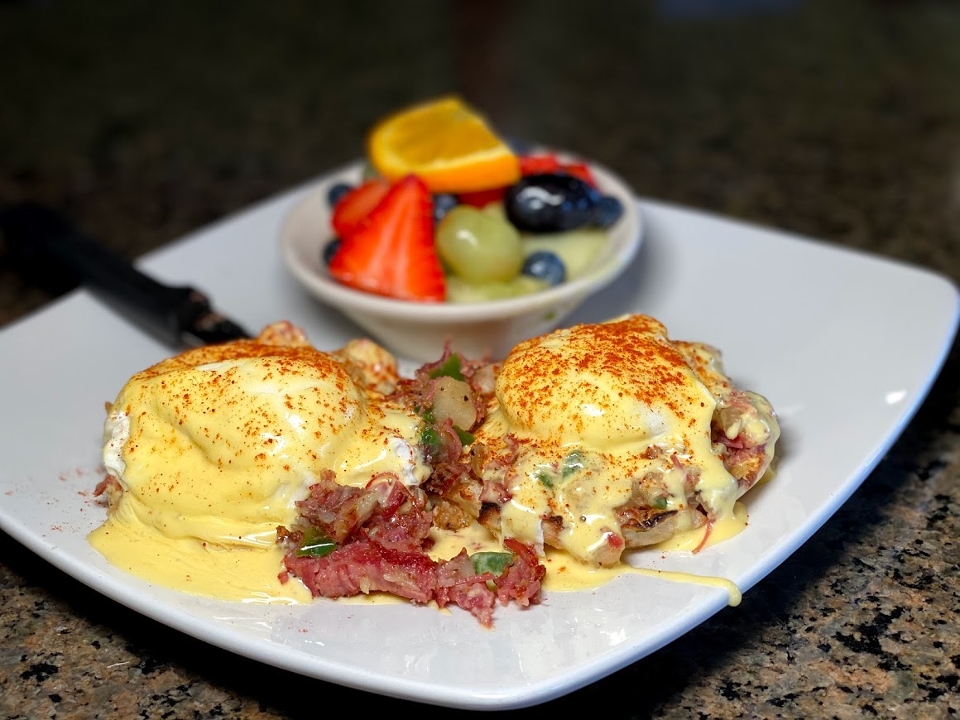 Order Irish Eggs Benedict food online from Berry Fresh Cafe store, Jupiter on bringmethat.com