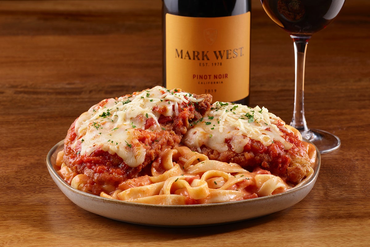 Order Chicken Parmesan food online from Ruby Tuesday store, Thomasville on bringmethat.com