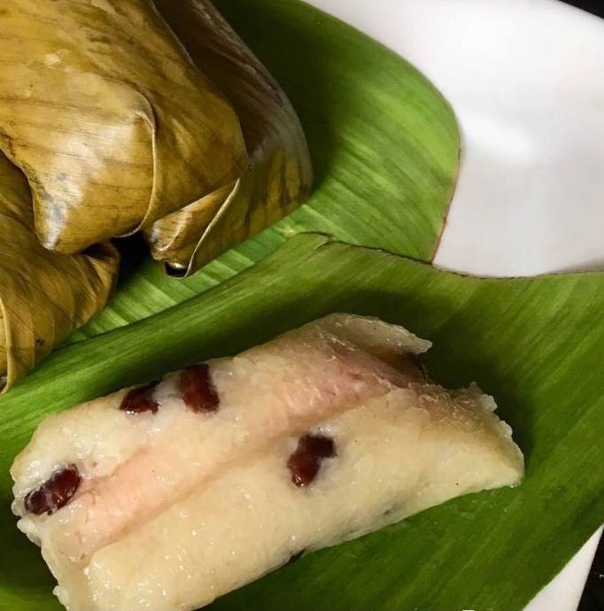 Order Sticky Rice with Banana food online from Pad Thai store, Quincy on bringmethat.com