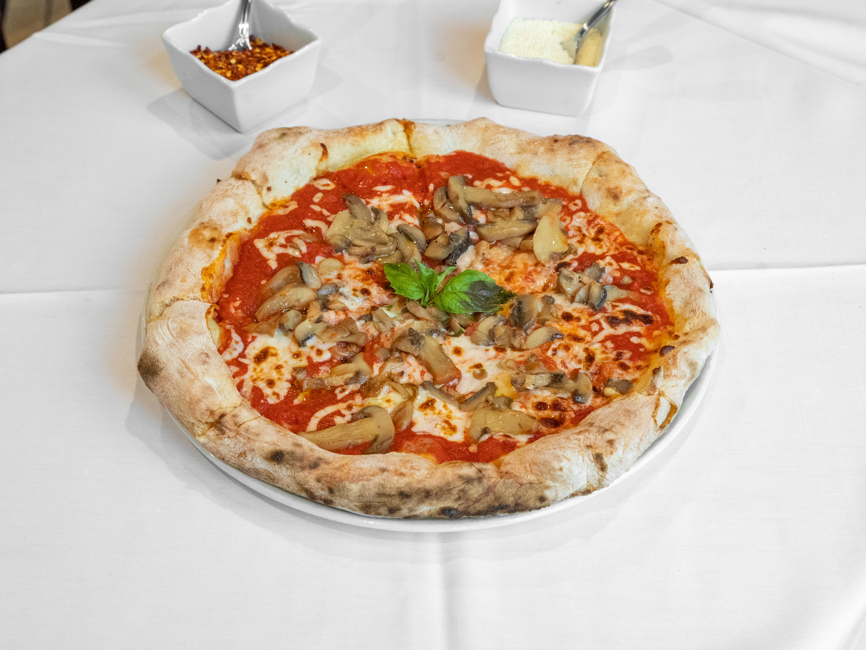 Order Mushroom Pizza food online from Dante Brick Oven Pizza store, Philadelphia on bringmethat.com