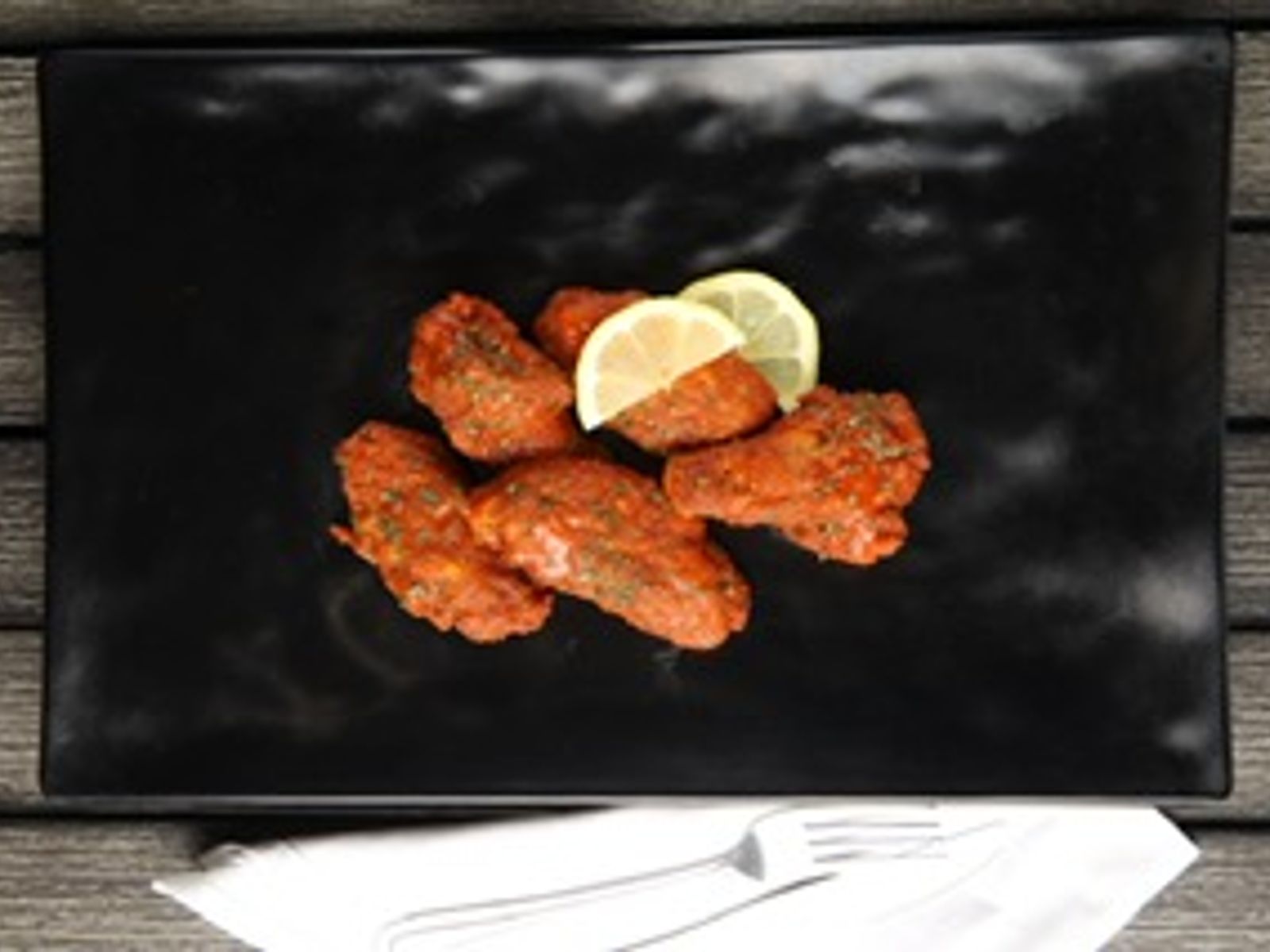 Order Buffalo Wings food online from Halal Munchies store, Queens on bringmethat.com