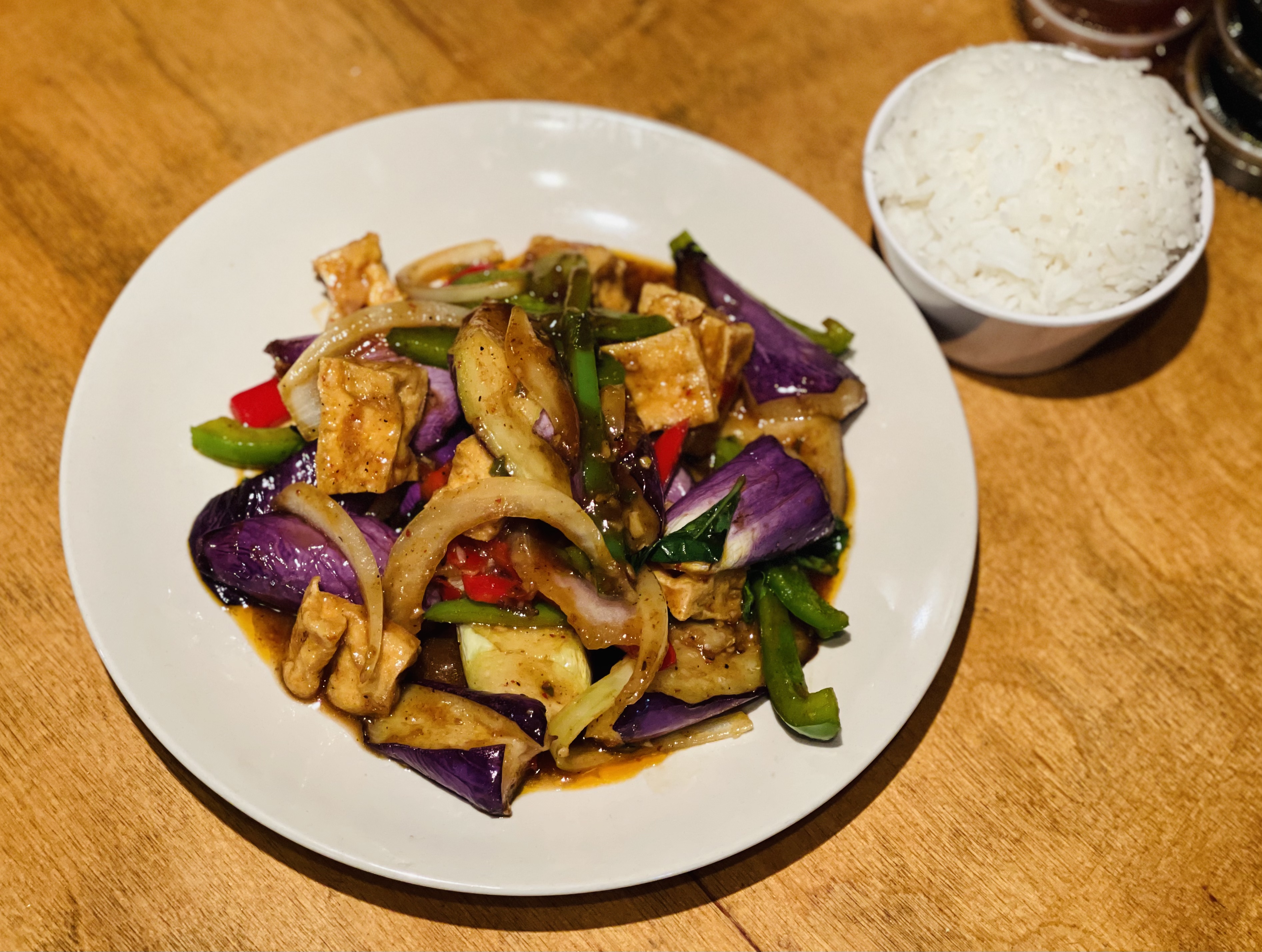 Order V2. Spicy Eggplant Tofu food online from Lum Dee Thai Cuisine store, Brooklyn on bringmethat.com