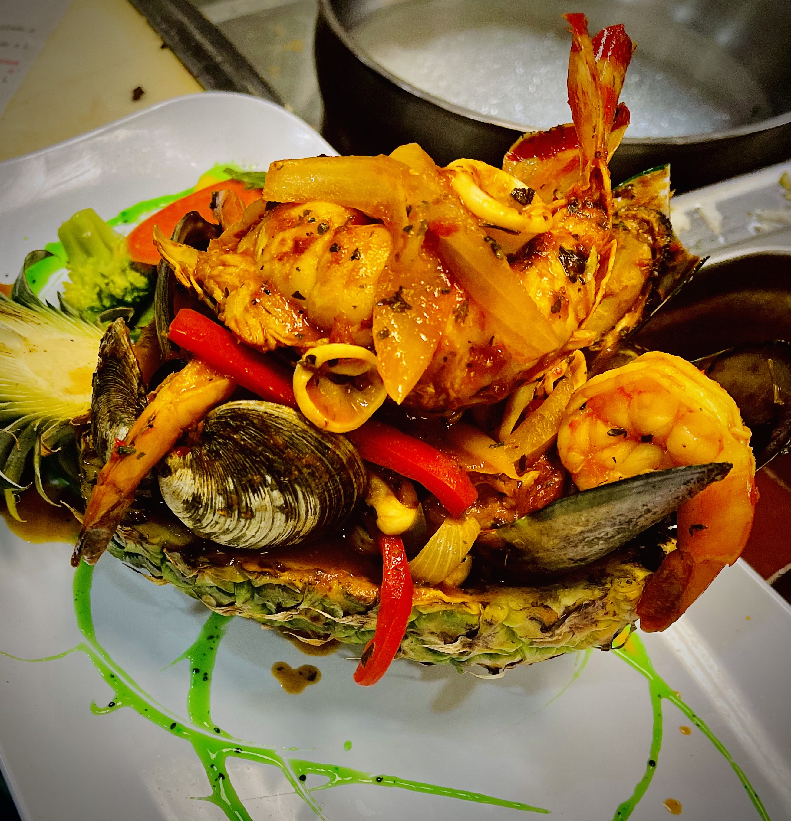 Order Mariscada a la Criollla food online from Manjares Del Caribe store, Randolph on bringmethat.com