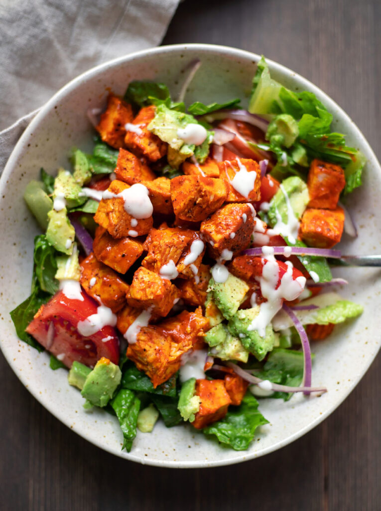 Order Buffalo Grilled Chicken Salad food online from Vernon Grill store, Vernon on bringmethat.com