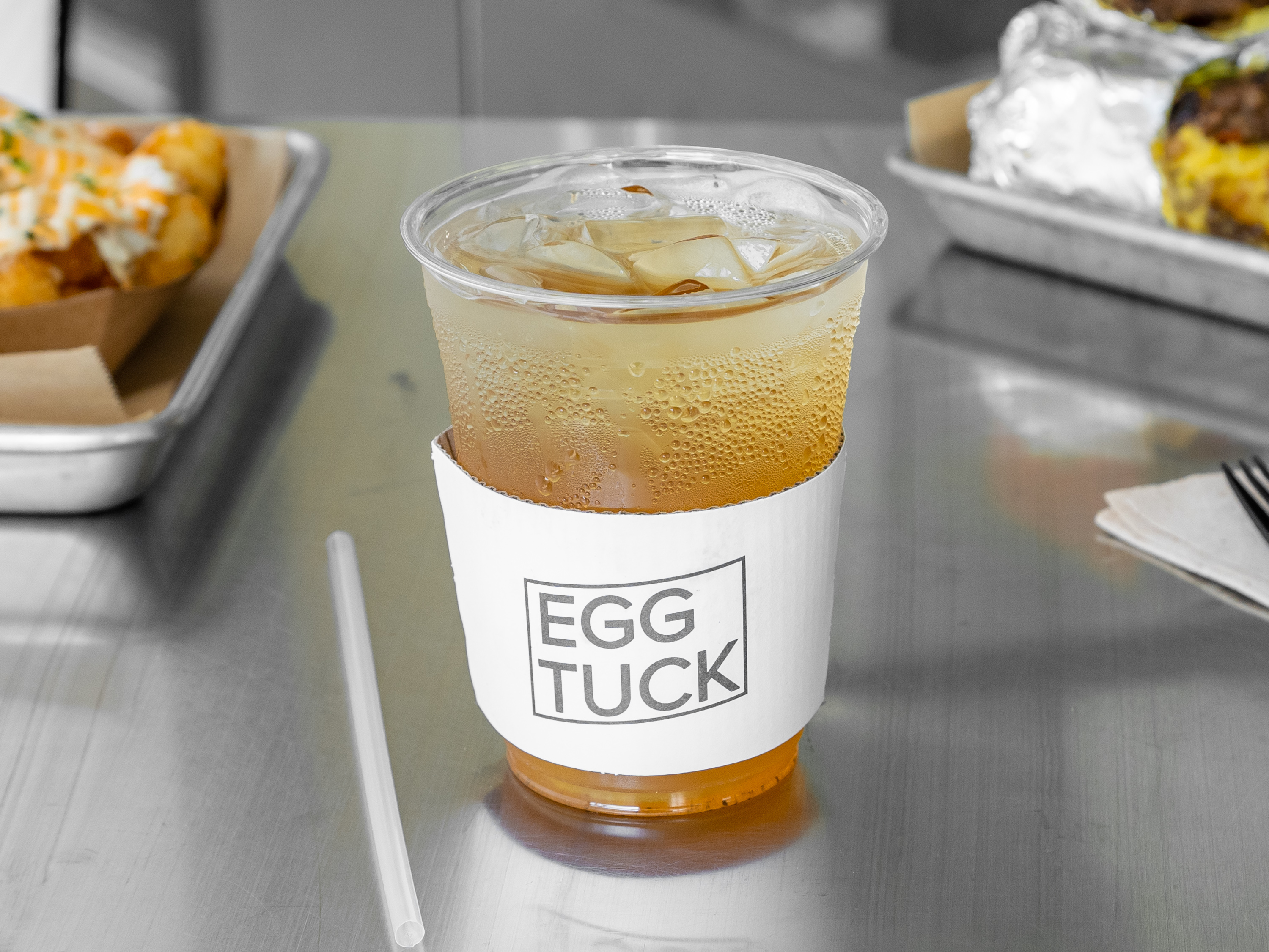 Order Iced Mango Green Tea food online from Egg Tuck store, Los Angeles on bringmethat.com