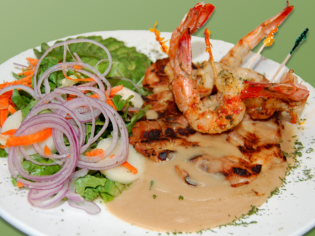 Order 70.  Pollo a la Caperuza food online from Cositas Ricas Corp store, Queens on bringmethat.com