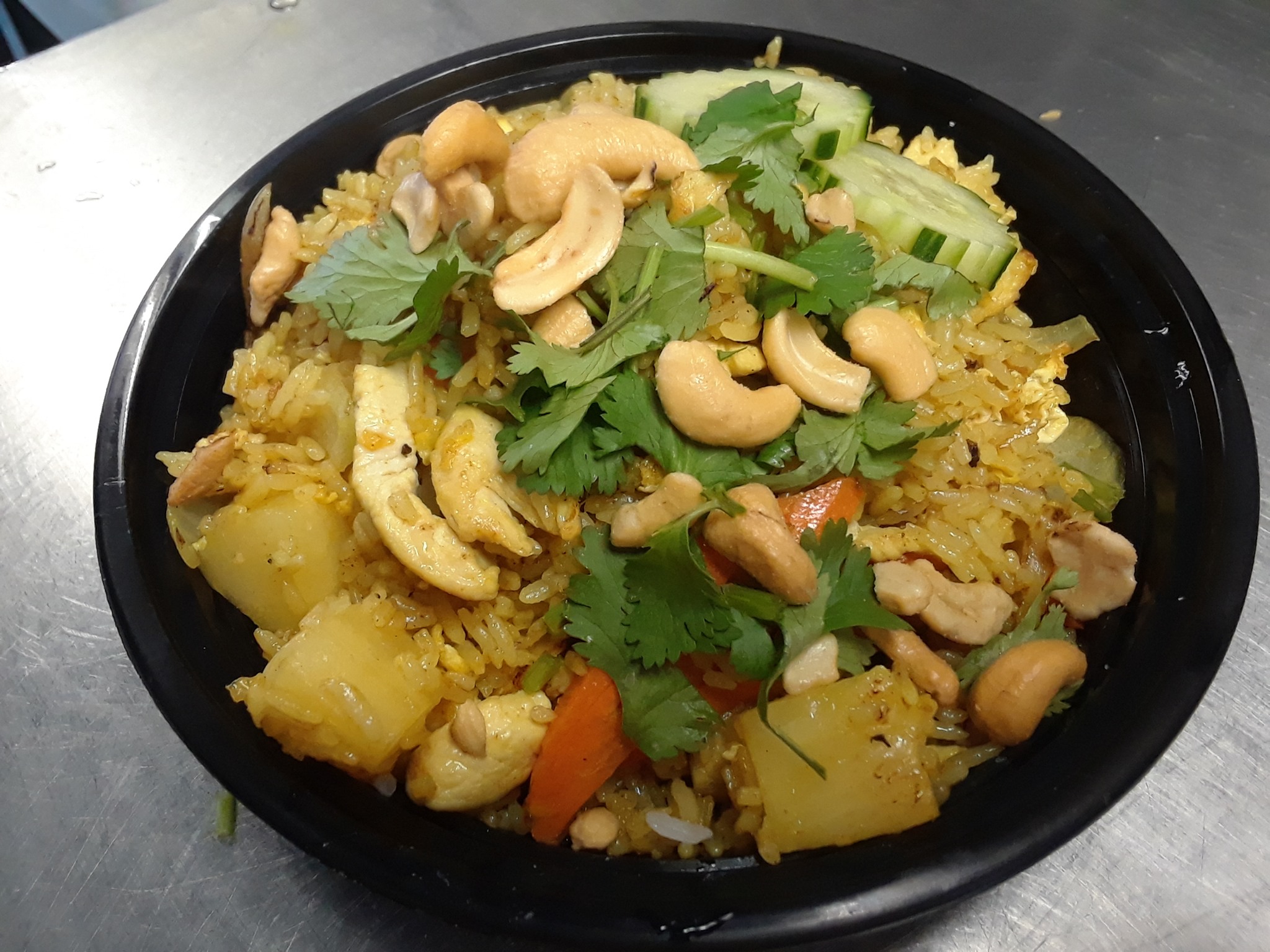 Order Pineapple Fried Rice food online from Thai #1 store, Allentown on bringmethat.com