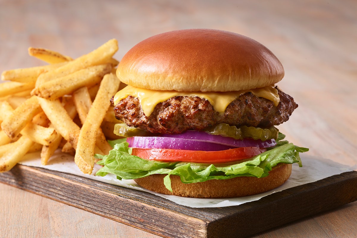 Order Classic Cheeseburger food online from Applebee's store, Royersford on bringmethat.com