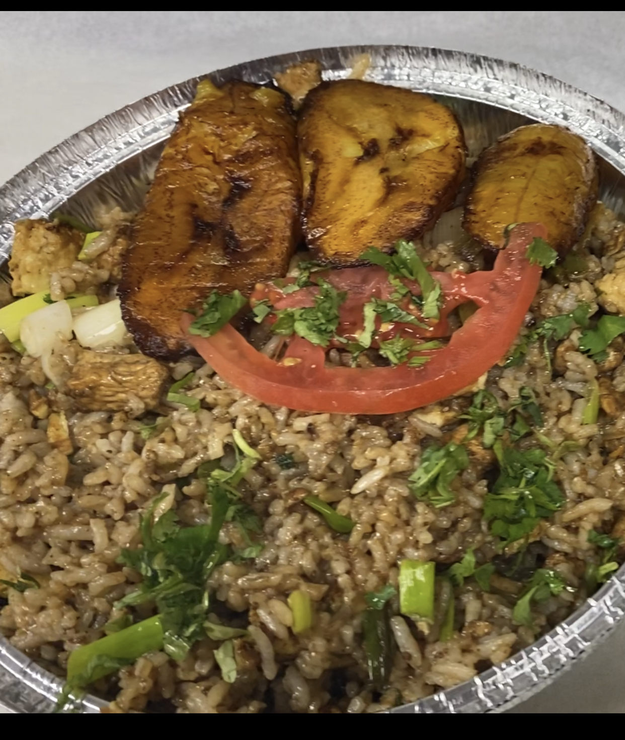 Order Arroz Chaufa de Pollo food online from Sabores Latinos Restaurant & Bakery Corp. store, Richmond Hill on bringmethat.com