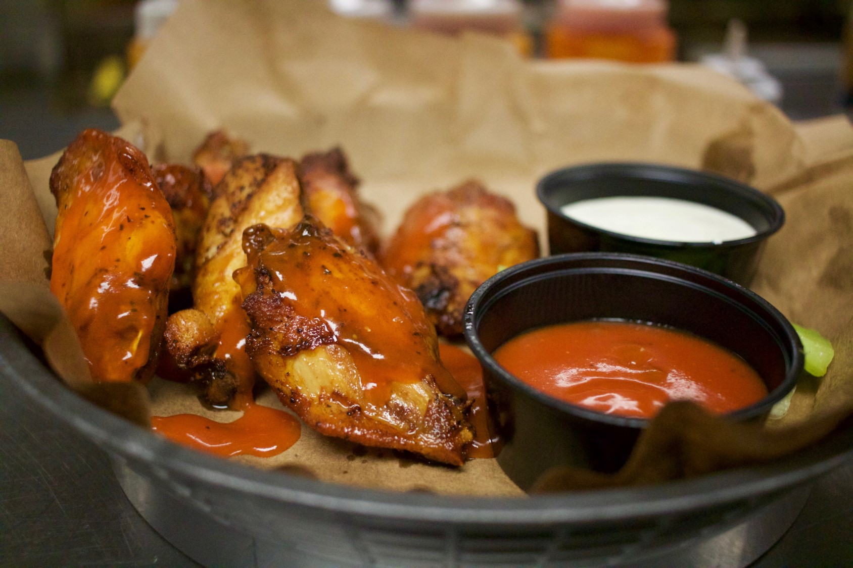 Order House Smoked Wings food online from Pub By Novo store, Bowling Green on bringmethat.com