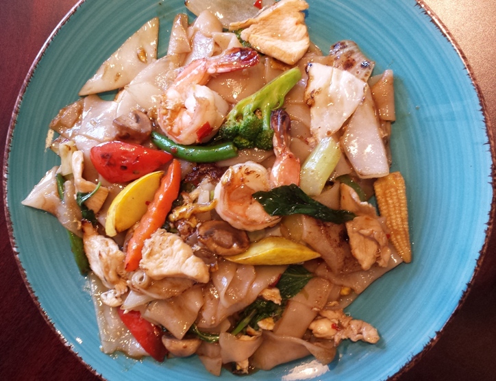 Order Pad Kee Mao** food online from Pad Thai store, Quincy on bringmethat.com