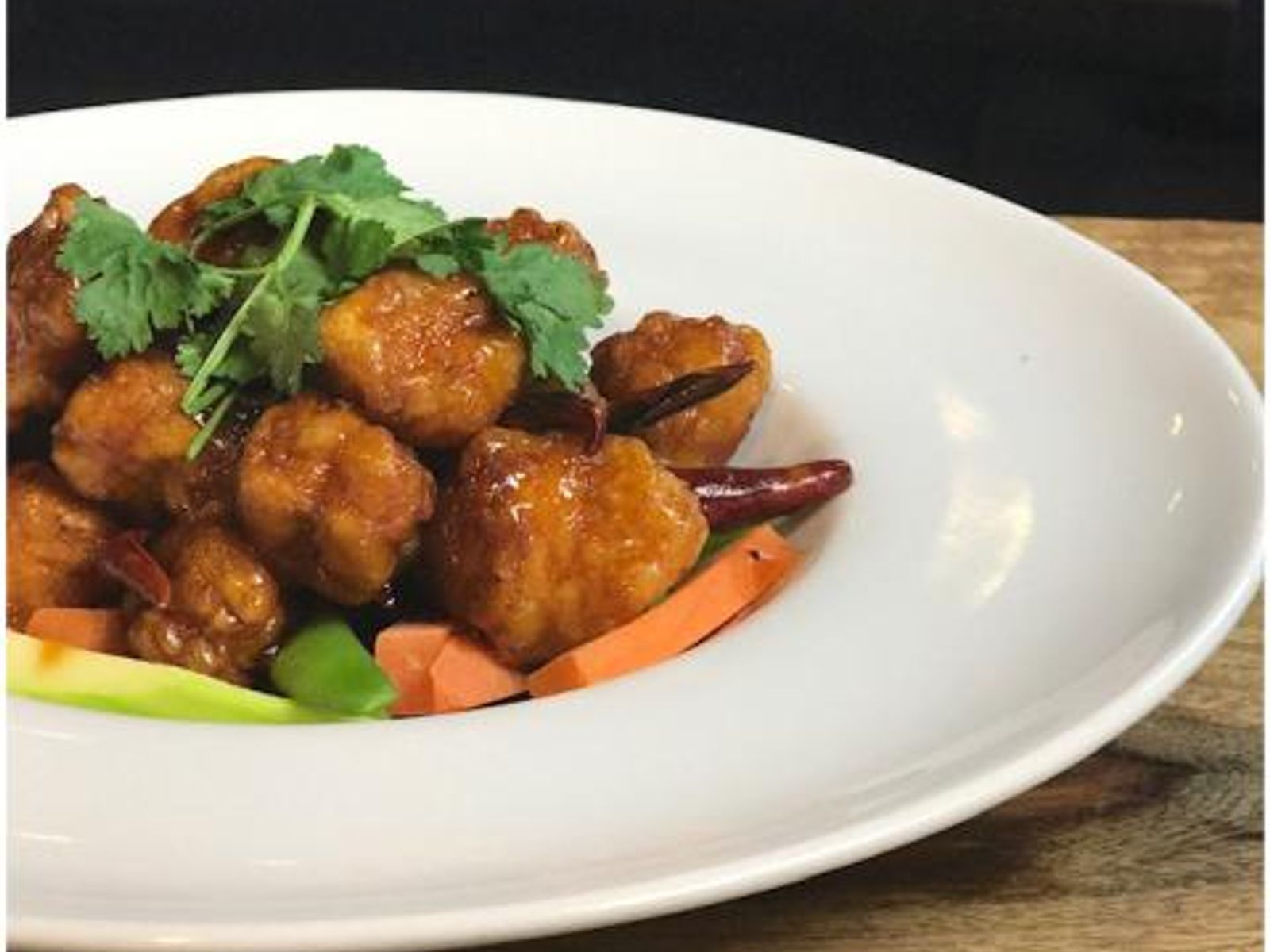 Order Tokyo Style Crispy Chicken food online from Takumi Hibachi Sushi & Lounge store, Bay Shore on bringmethat.com