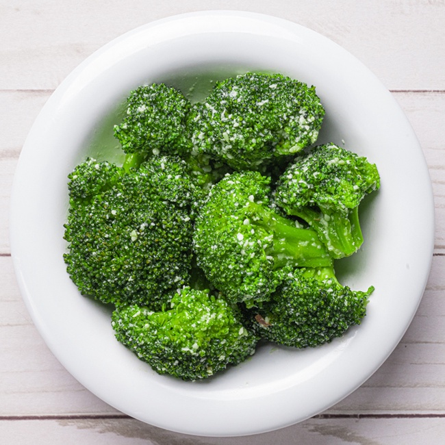 Order Side Garlic Parm Broccoli food online from Hurricane Grill & Wings store, Syosset on bringmethat.com