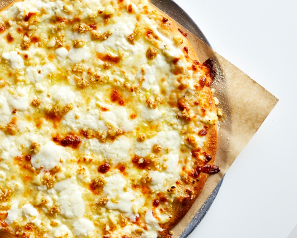 GREAT WHITE PIZZA from Your Pie