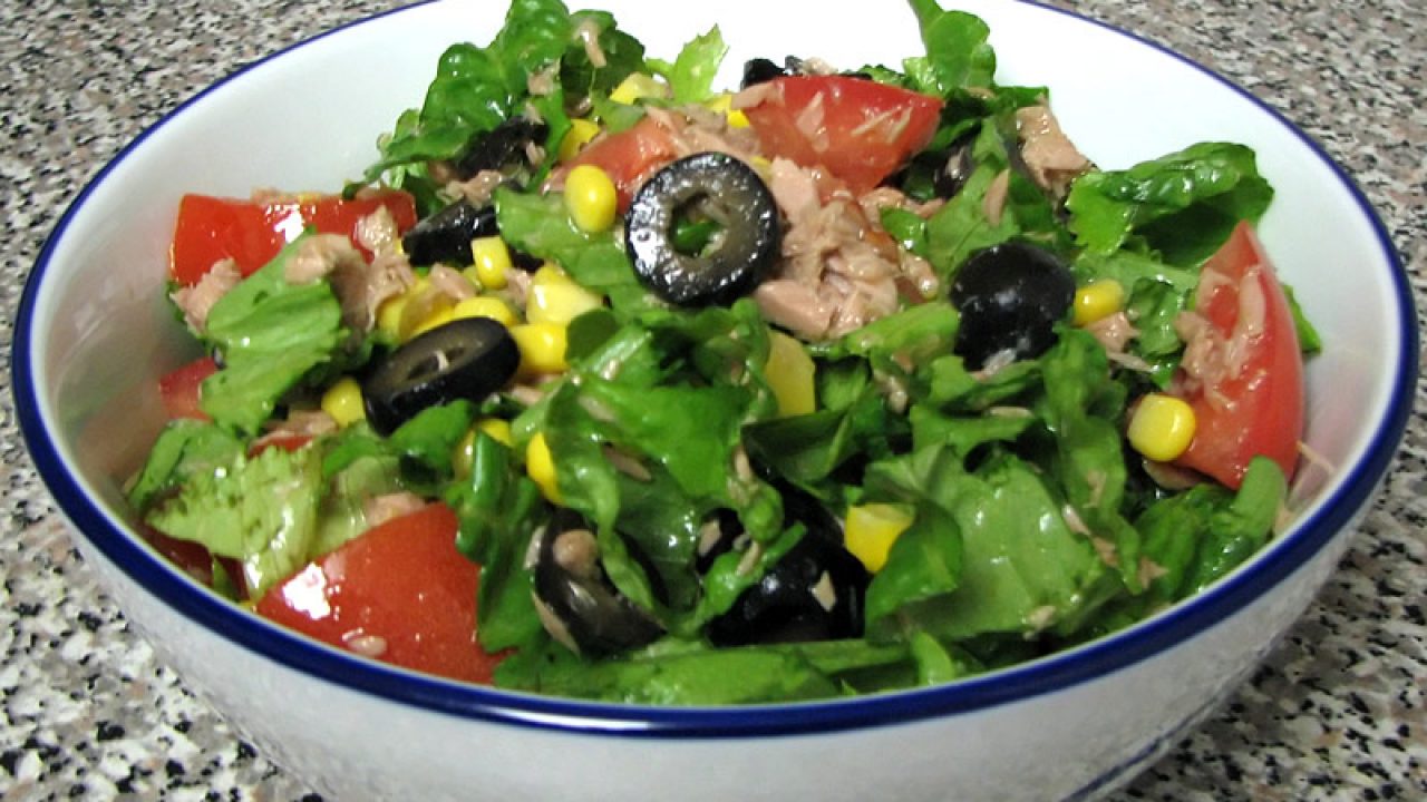 Order Tuna Salad food online from Vernon Grill store, Vernon on bringmethat.com
