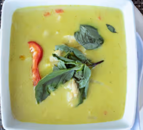 Order Green Curry food online from Swan Exotic Thai store, Moorpark on bringmethat.com