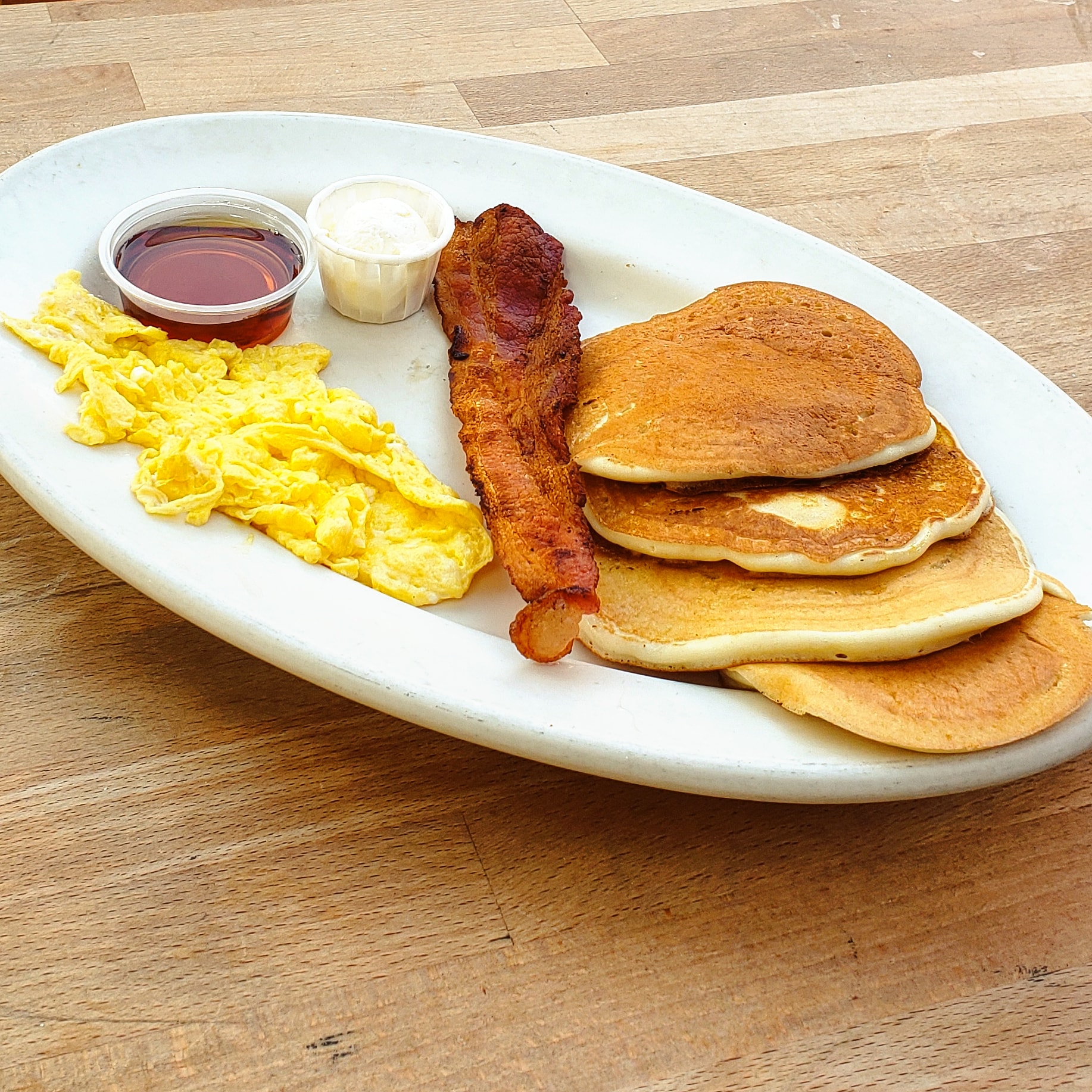 Order Kids Breakfast of Champions food online from Maxwell Cafe store, Los Angeles on bringmethat.com