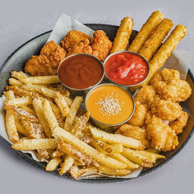 Order Perfect Storm food online from Hurricane Grill & Wings store, Syosset on bringmethat.com