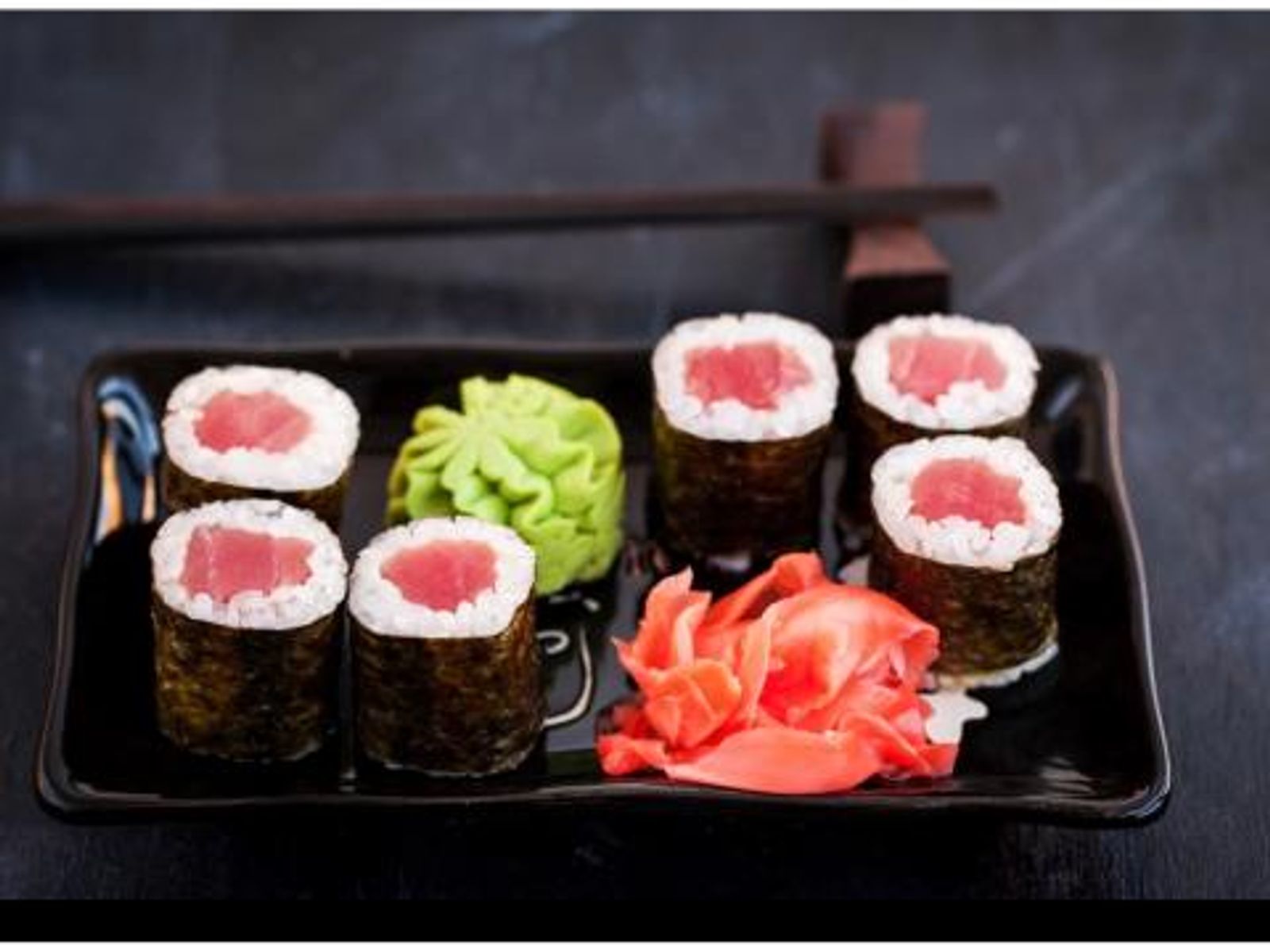 Order Tuna Roll food online from Takumi Hibachi Sushi & Lounge store, Bay Shore on bringmethat.com