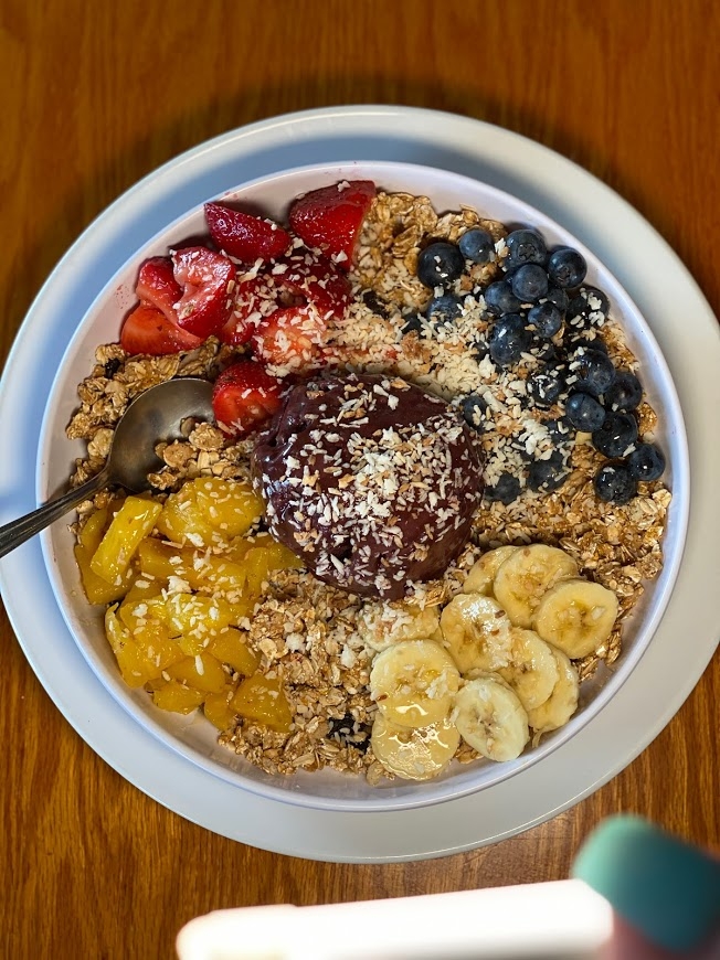 Order Spring Berry Acai Bowl (What's Fresh) food online from Berry Fresh Cafe store, Jupiter on bringmethat.com