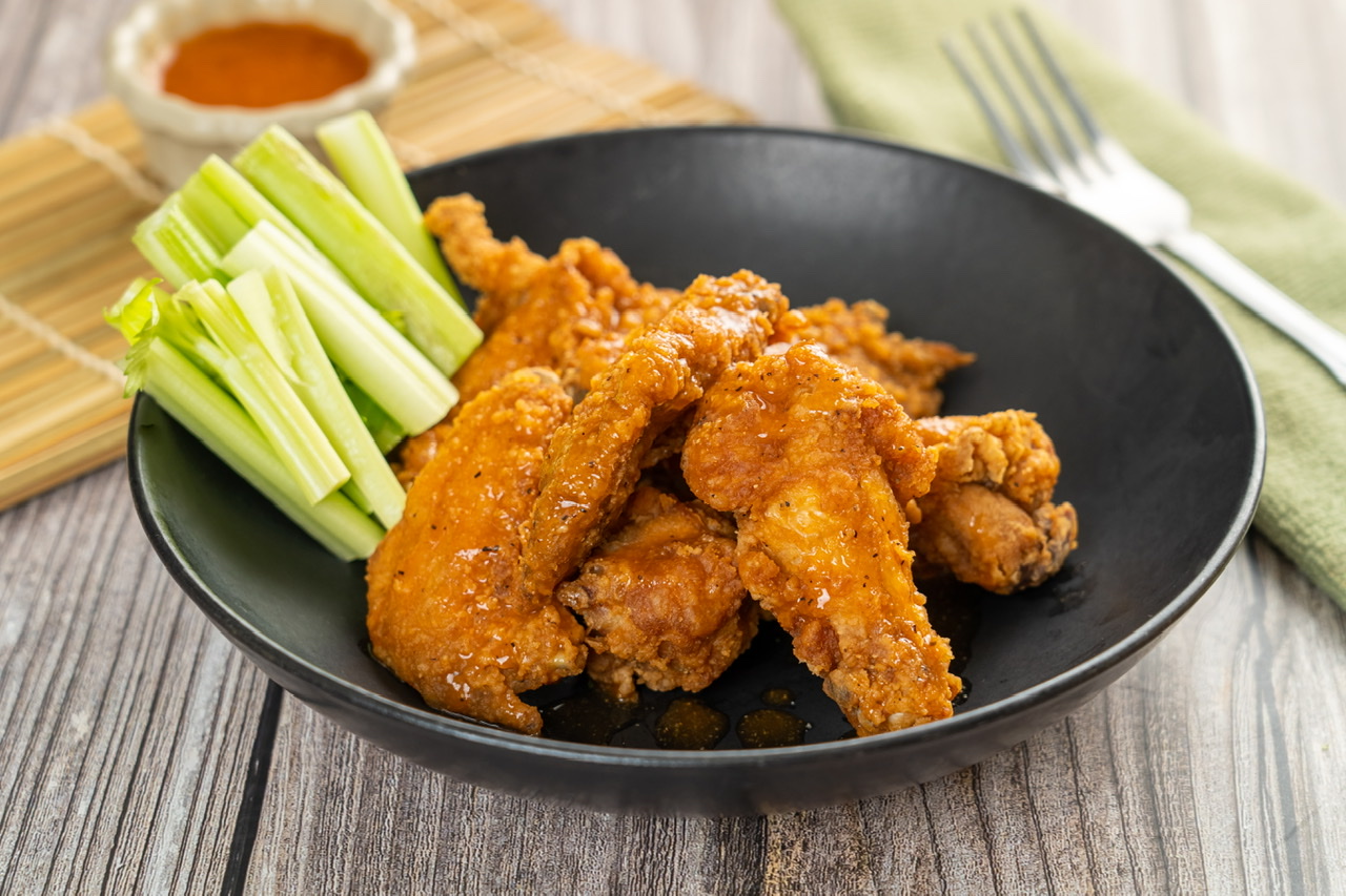 Order Buffalo Wings food online from Mr. Yummy Taco store, Queens on bringmethat.com