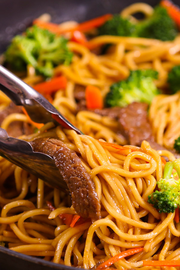 Order Lo Mein Pad Kee Mao** food online from Pad Thai store, Quincy on bringmethat.com