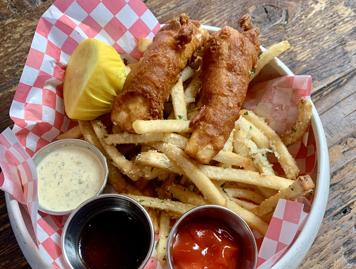 Order Fish n' Chips food online from Pier House store, Los Angeles on bringmethat.com