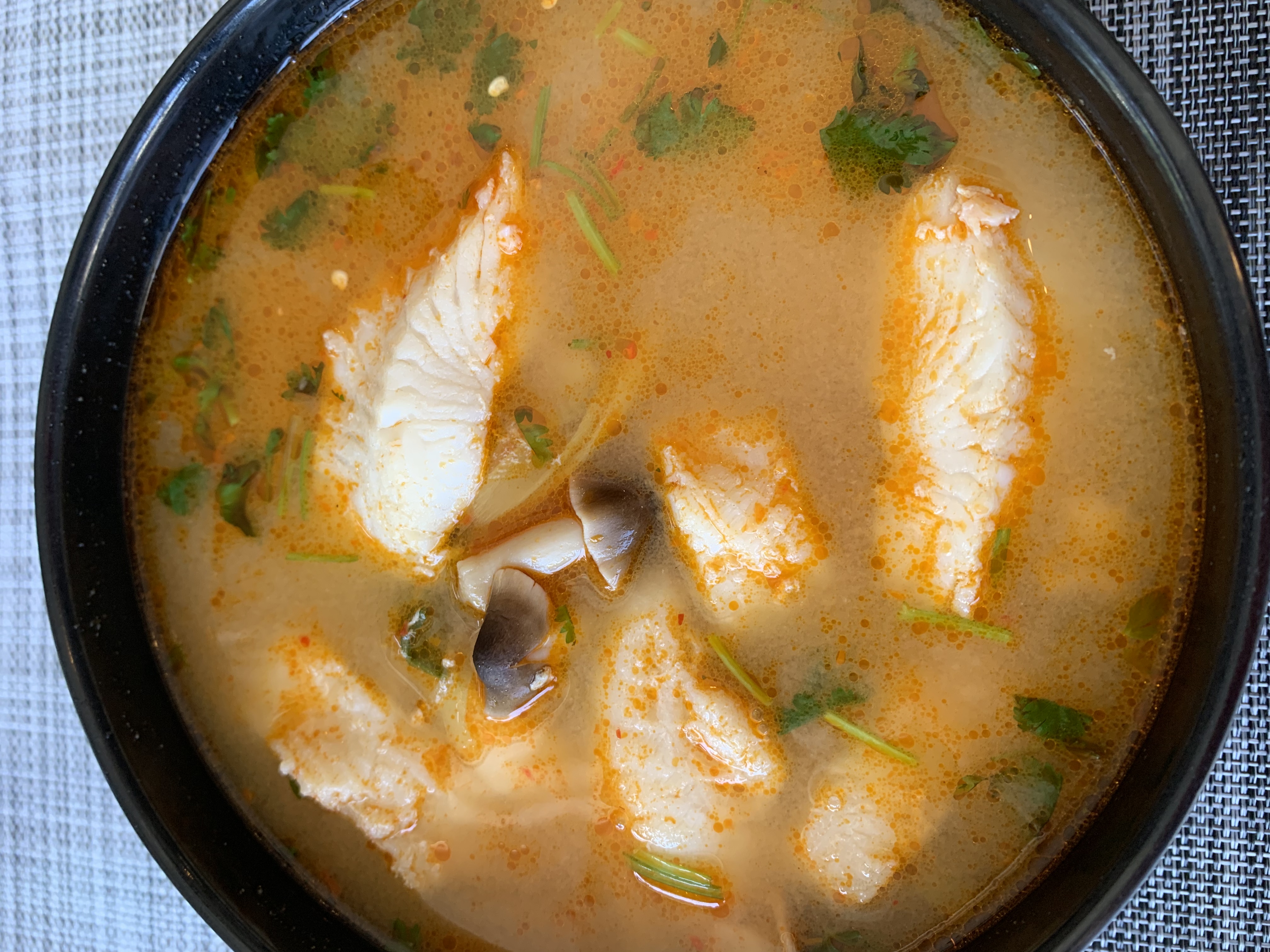 Order Tom Yum Soup food online from R Haan Thai store, Los Angeles on bringmethat.com