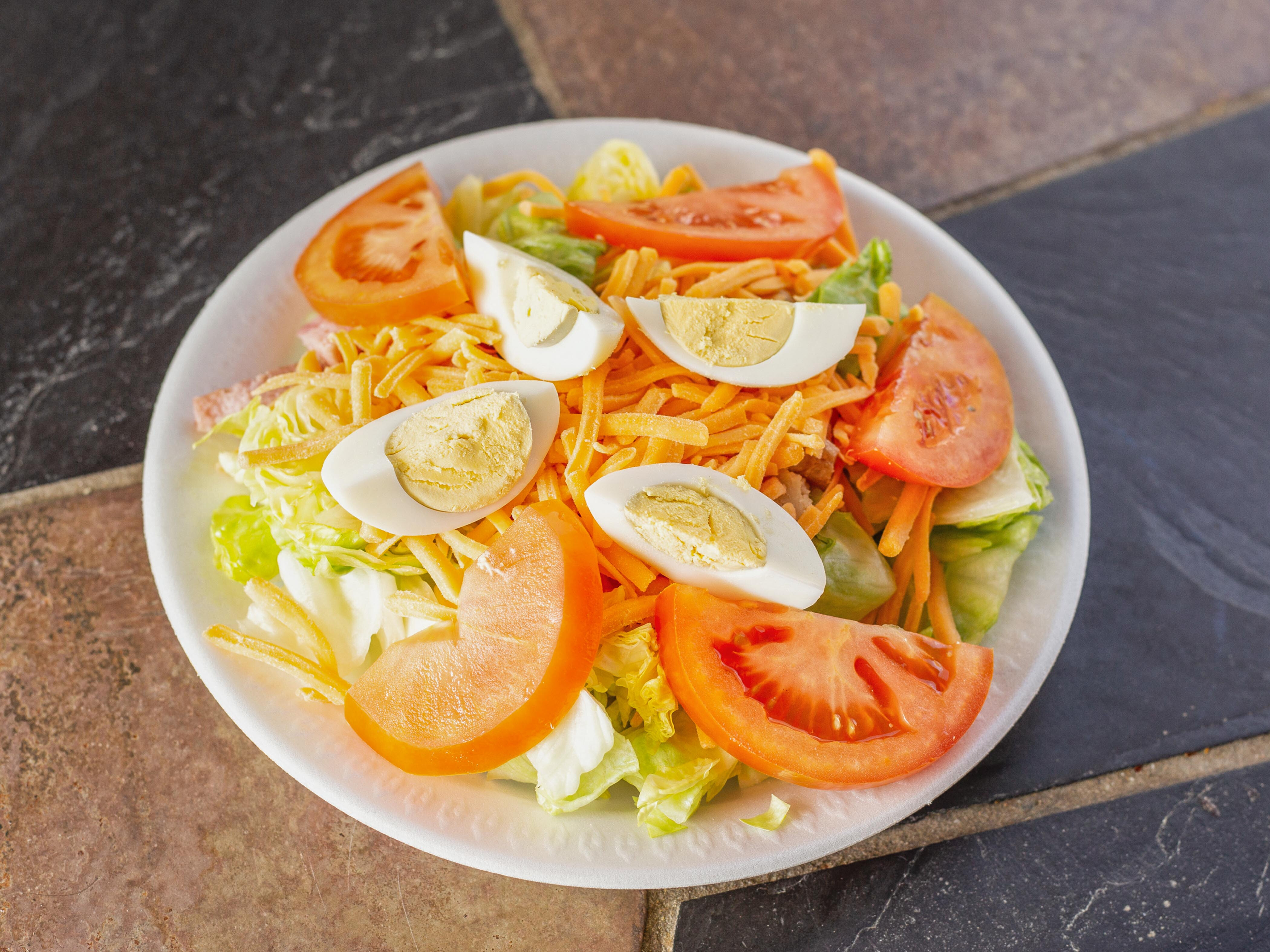Order Chef Salad food online from Papa Saverios store, Huntley on bringmethat.com