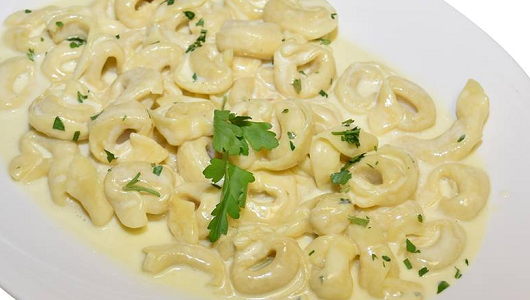 Order Tortellini Alfredo food online from Cioffi Restaurant & Pizzeria store, Union on bringmethat.com