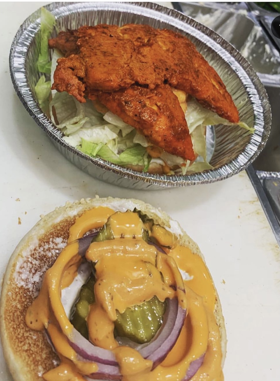 Order Spicy crispy Chicken Sandwich food online from Halal Munchies store, Queens on bringmethat.com