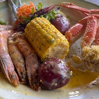 Order 1/2 Chargrilled Snow Crab Platter food online from Boil Seafood House store, New Orleans on bringmethat.com