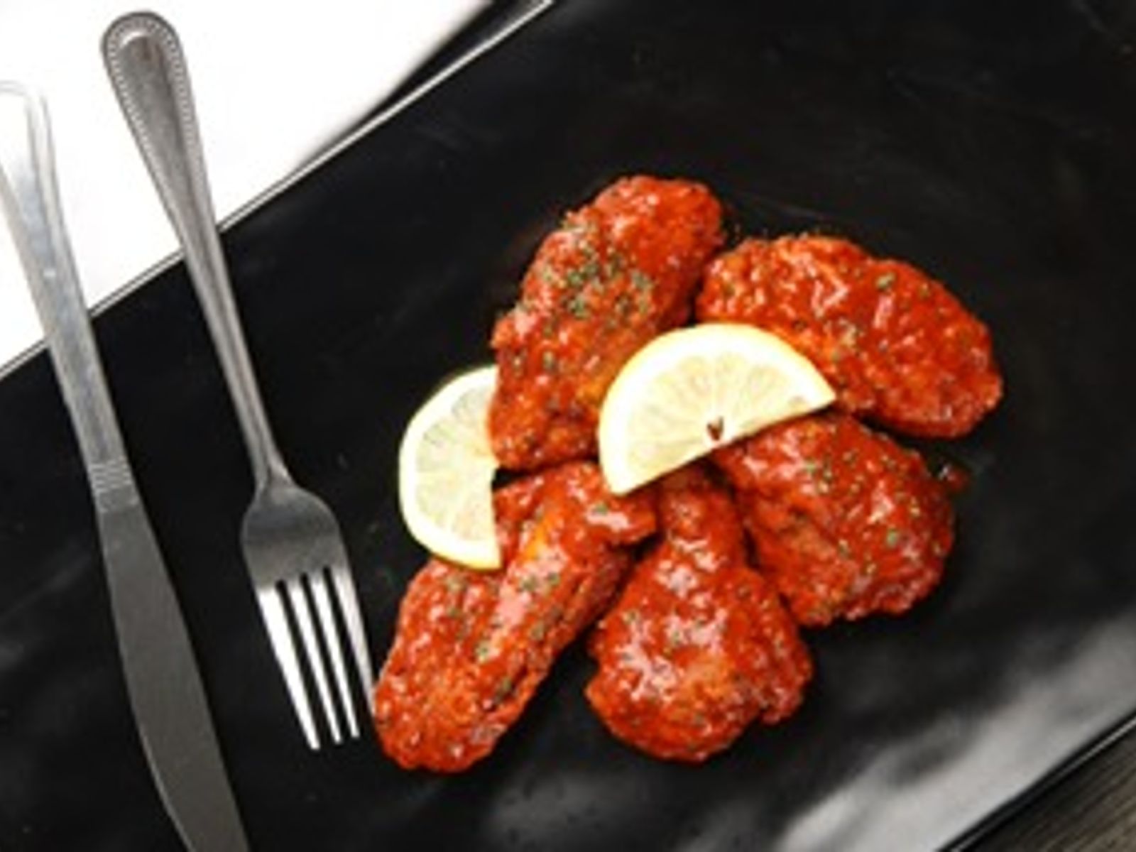 Order Honey BBQ Wings food online from Halal Munchies store, Queens on bringmethat.com