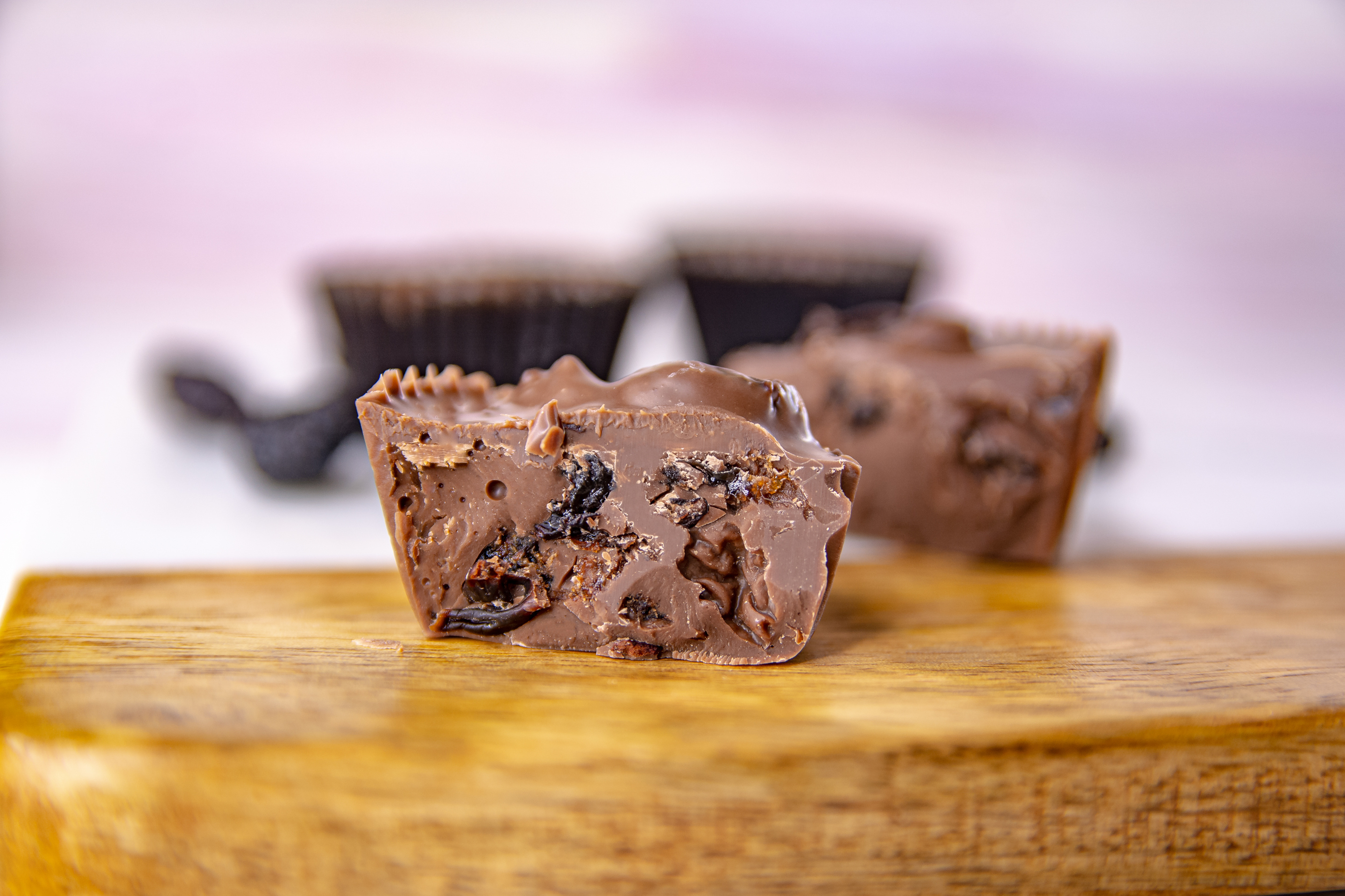 Order Raisin Clusters, Milk Chocolate food online from Wockenfuss Candies store, Columbia on bringmethat.com