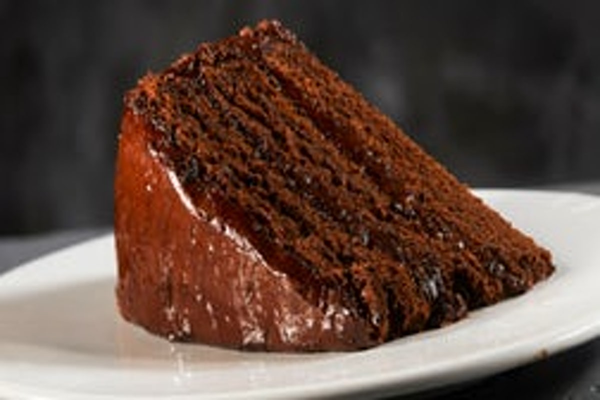 Order Chocolate Cake food online from Wing Squad store, Austin on bringmethat.com